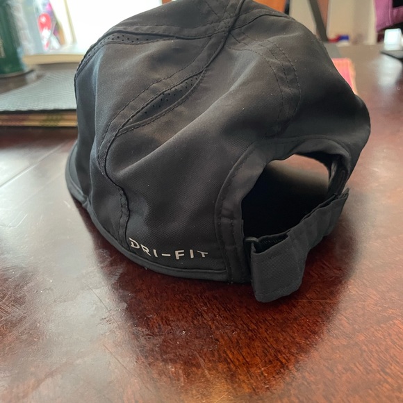 Nike cap dryfit - Picture 2 of 4